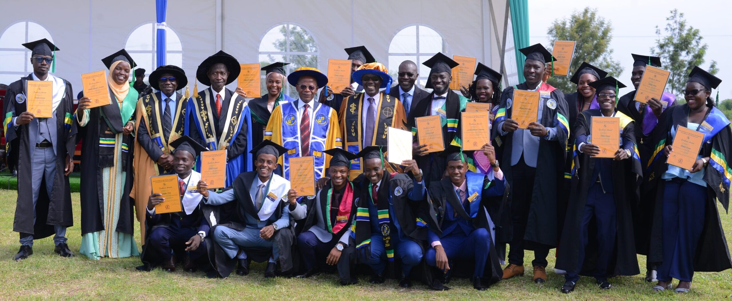 best students from each faculty on the 30th graduation