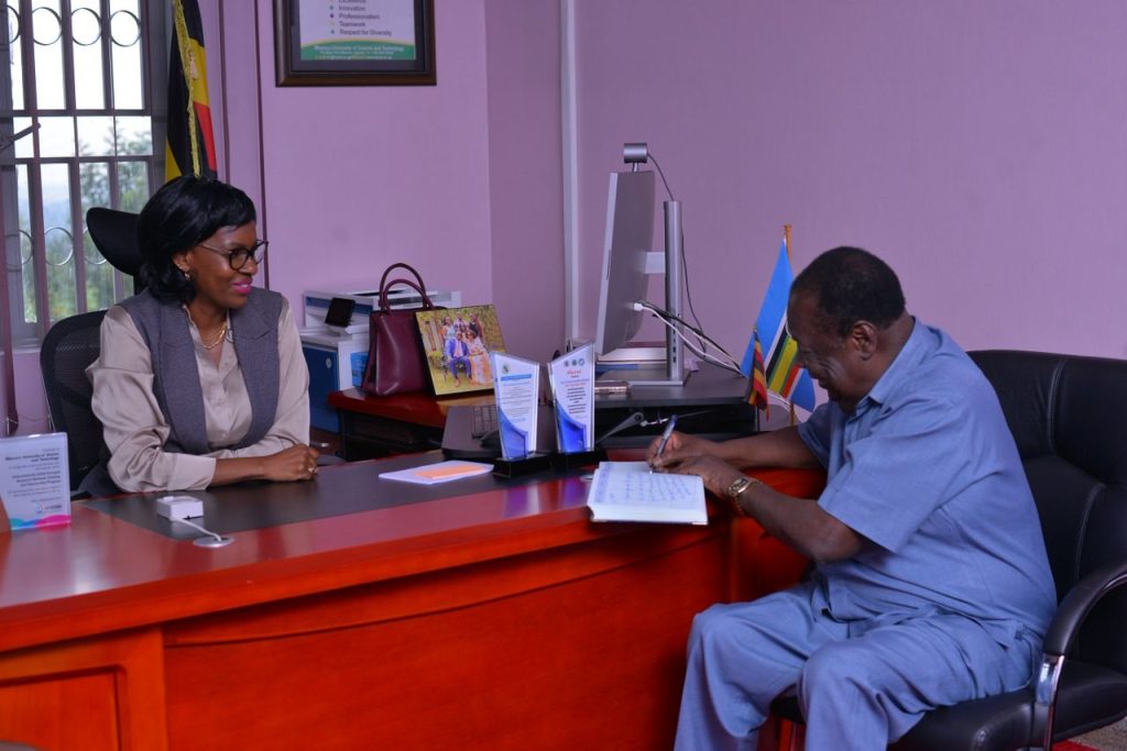 The Vice Chancellor Prof. Pauline Byakika-Kibwika receives the Hon. Minister of State for East African Affairs, Hon. Ikeuya Magodi,