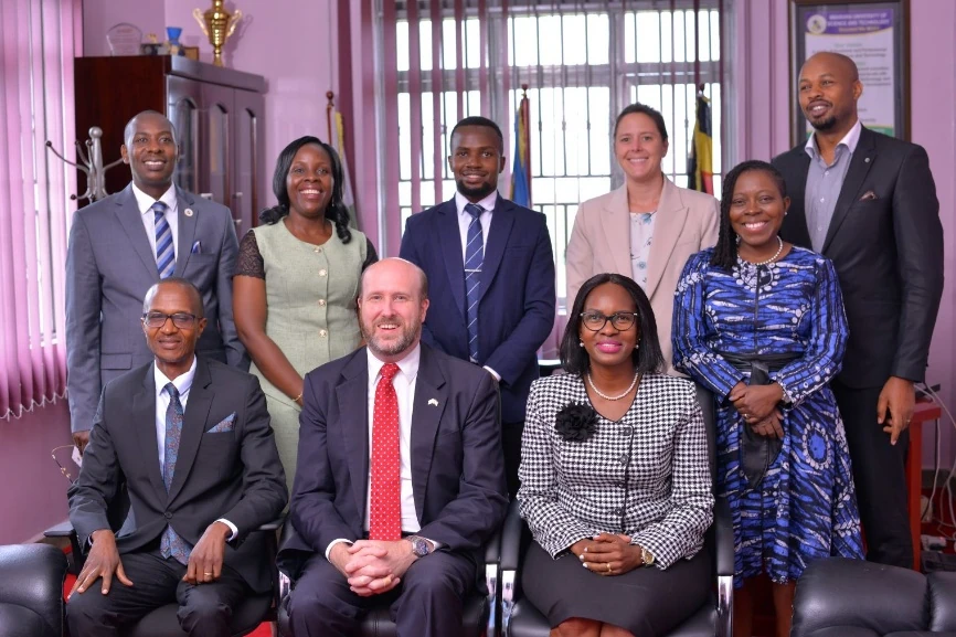 Group photo after the courtesy call